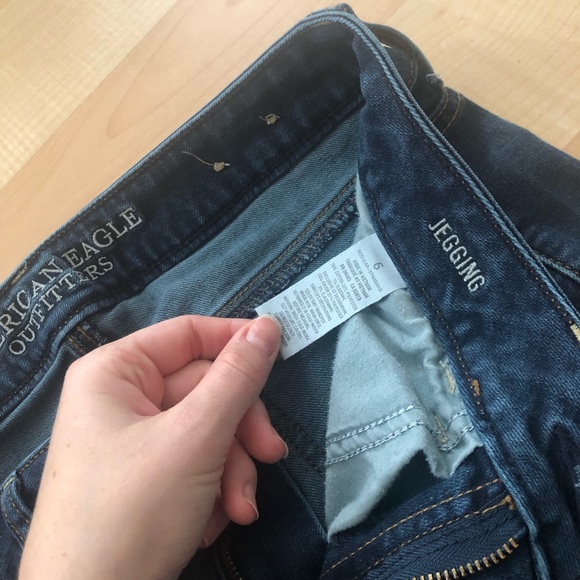 AEO skinny jeggings size 6 - Picture 2 of 2